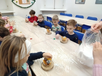 56466fd9-f51b-47ce-8080-fe3b0345a6f1