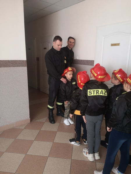 Wyjście do Komendy Powiatowej Straży Pożarnej - sala edukacyjna OGNIK